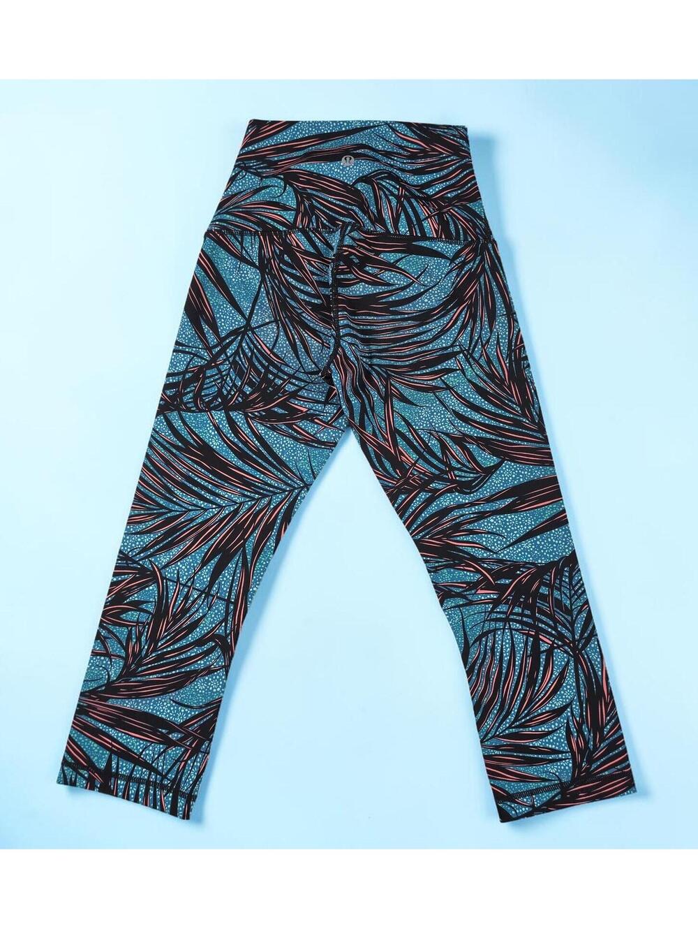 Lululemon High Rise Crop Geometric Botanical Palm Print Yoga Pants Extra Small - Picture 4 of 9